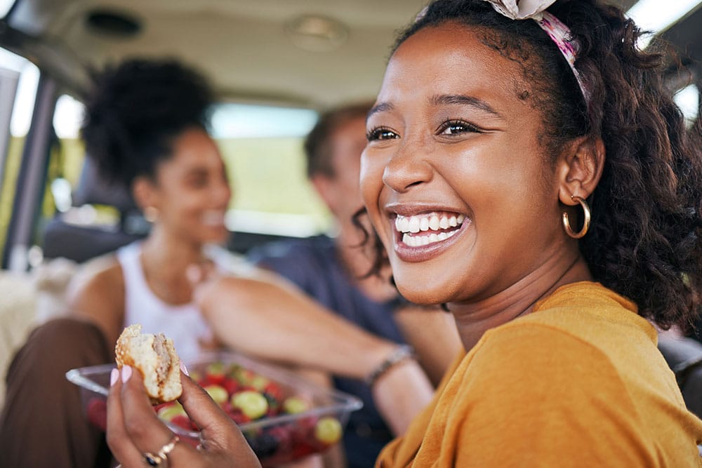 Mind-hacks-for-healthhy-eating Lady using mind-hacks to support healthy eating