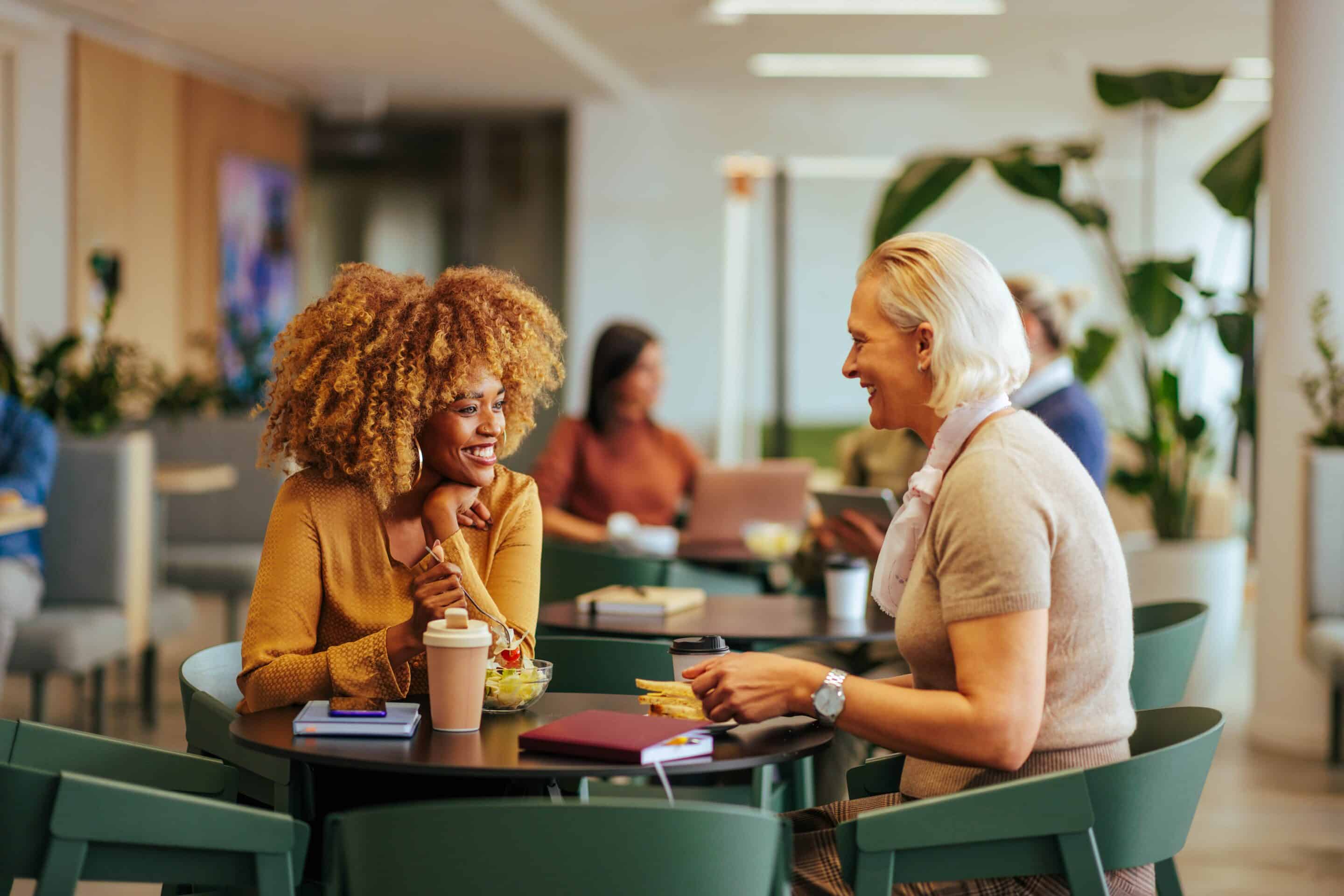 Two employees having lunch together